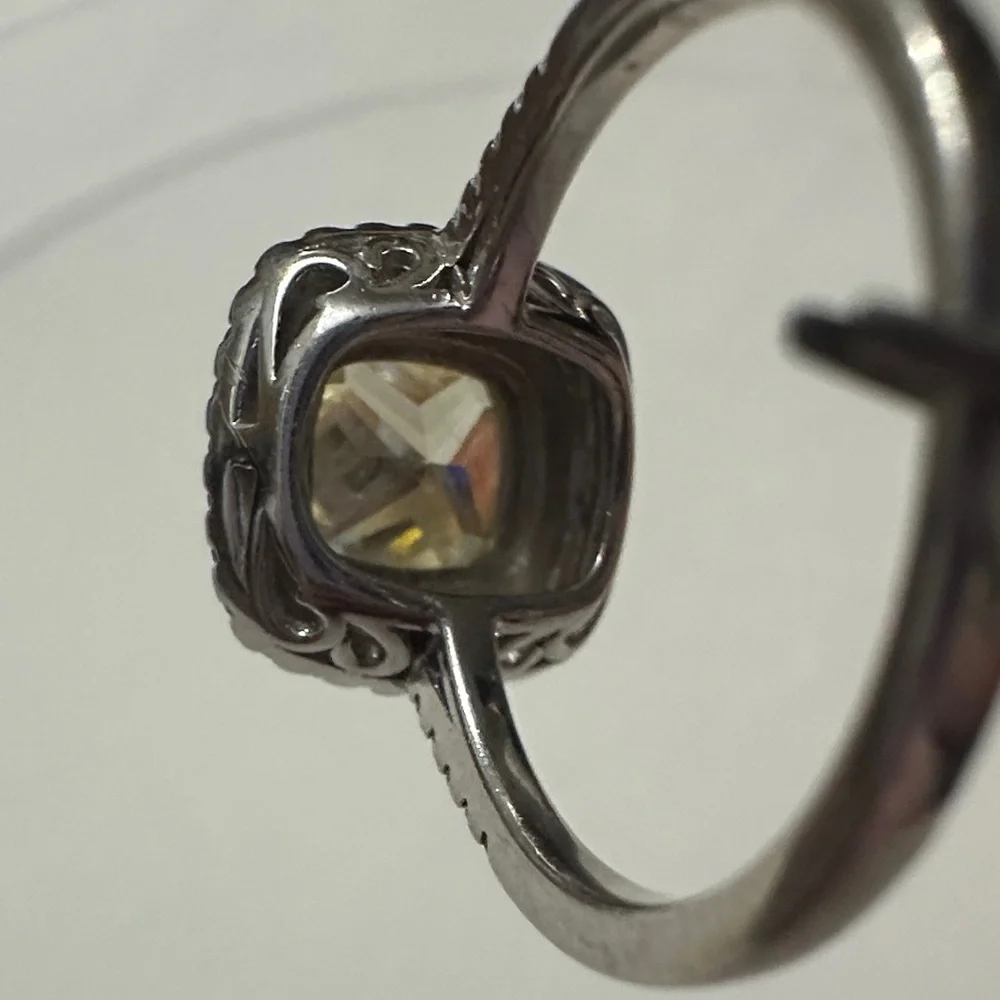 Elegant Silver and Gold-Toned Women's Ring